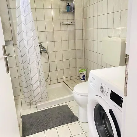 Apartamento μοντέρνο άνετο με ξύλινες λεπτομέρειες! *